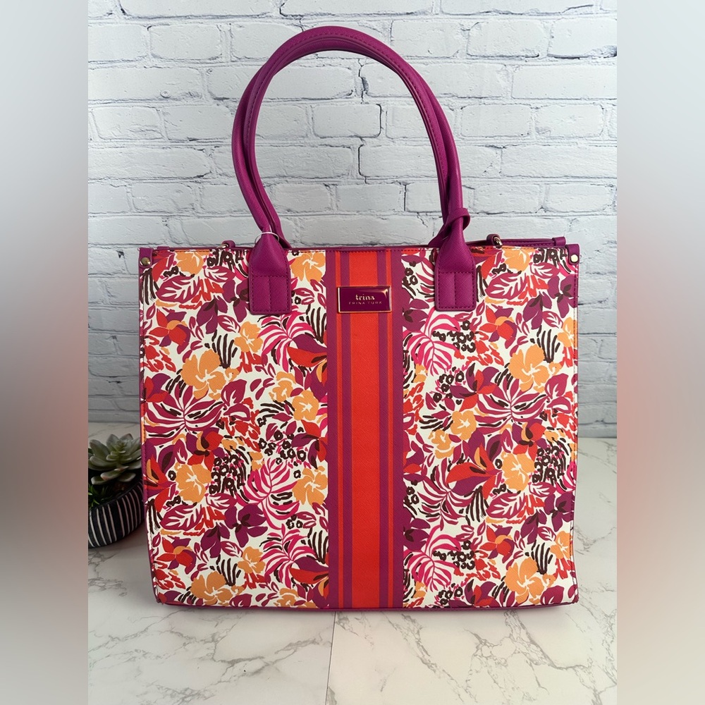 NWT Trina Turk Majorelle Garden Tote